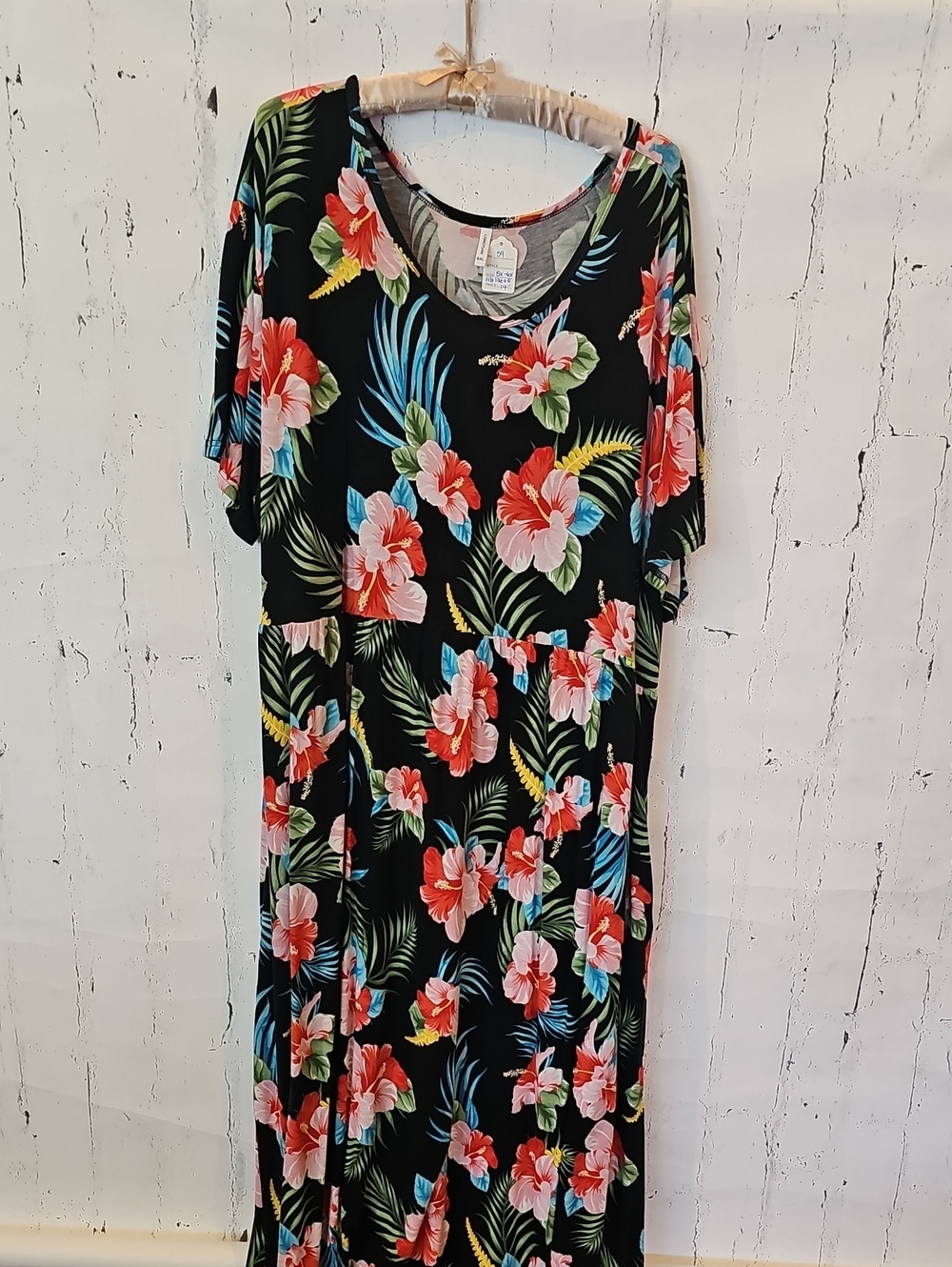 Floral/Hawaiian Maxi With Pockets